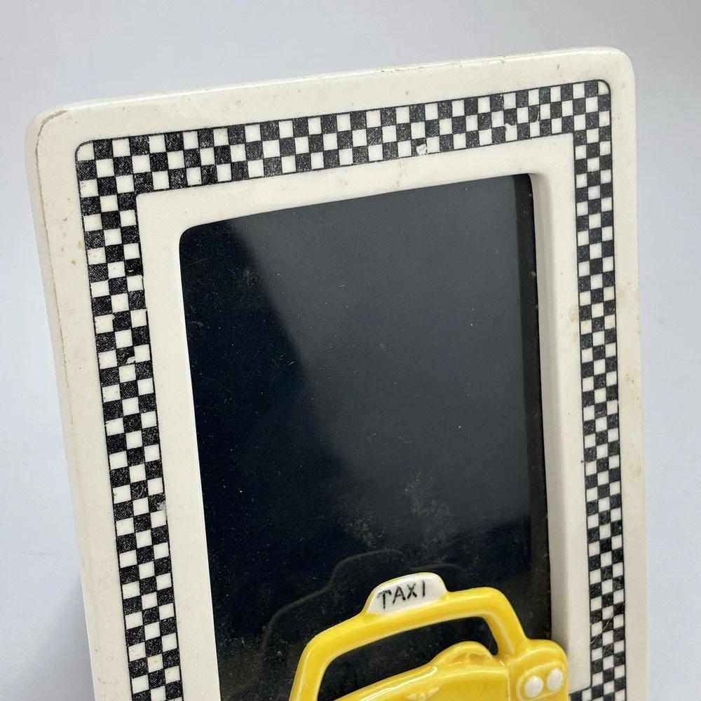 Vintage 70s/80s Vandor Imports Taxi Cab Checkered Novelty Picture Frame
